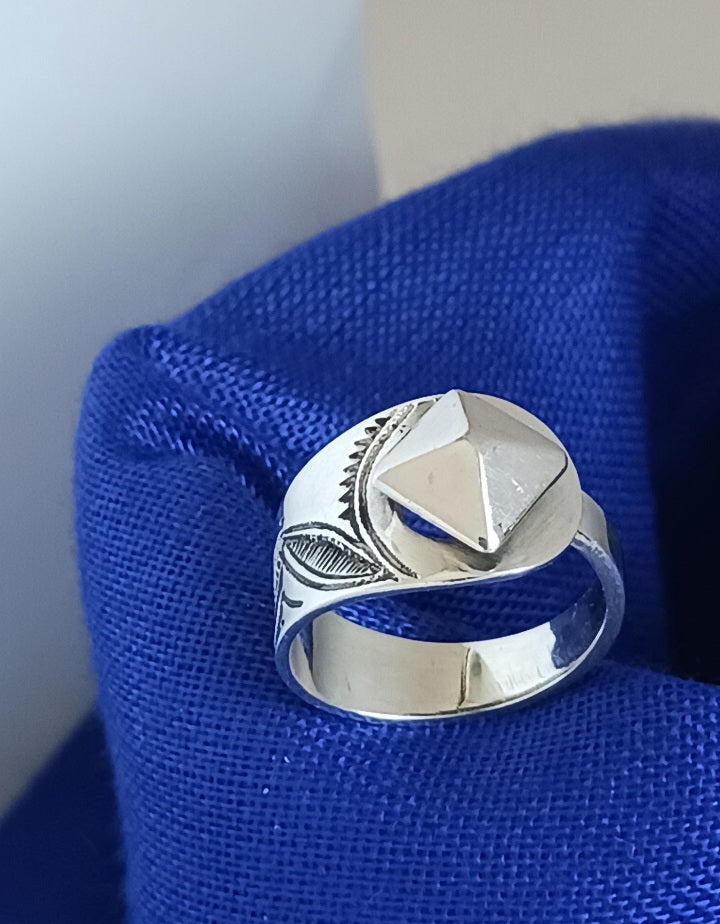 Bague touareg en argent massif