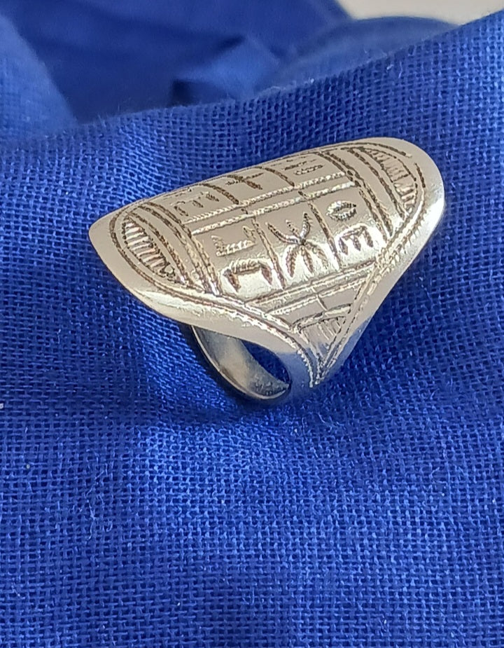 Bague touareg en argent massif