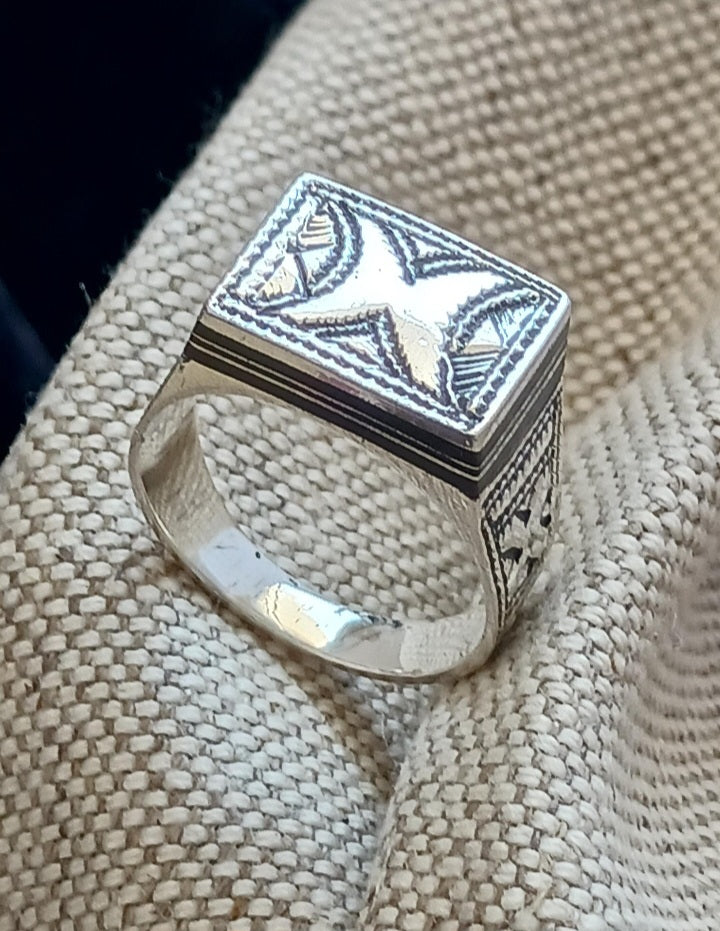 Bague touareg en argent massif