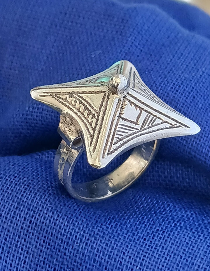 Bague touareg en argent massif