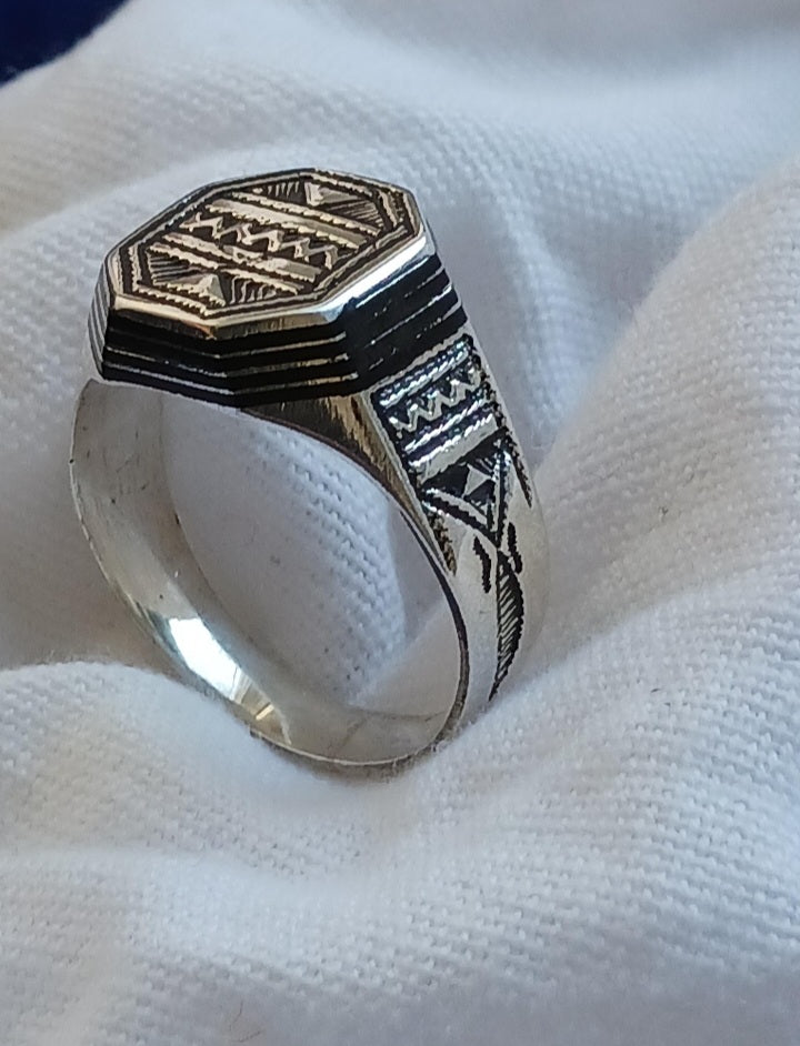 Bague touareg en argent massif