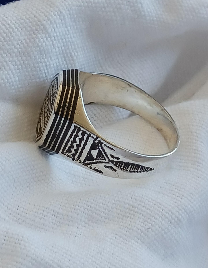 Bague touareg en argent massif