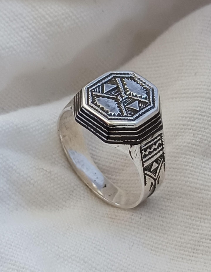 Bague touareg en argent massif
