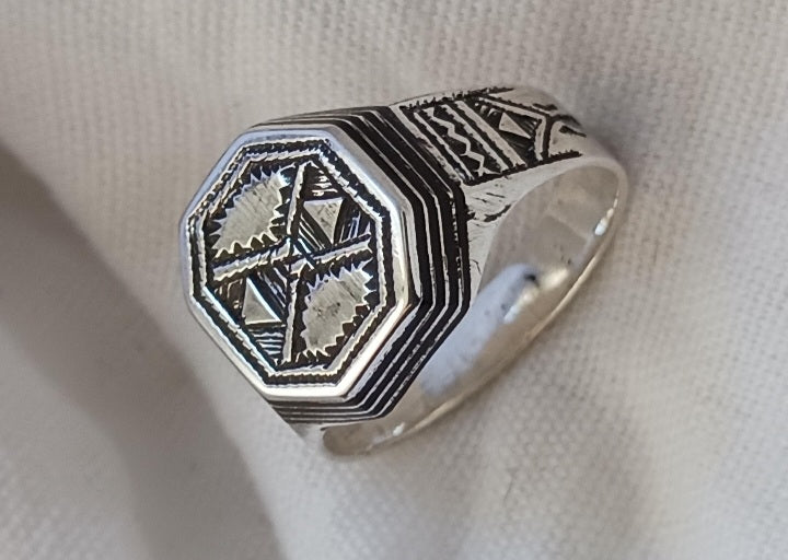 Bague touareg en argent massif
