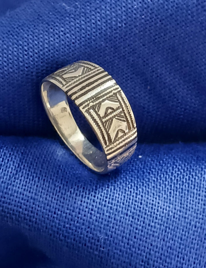 Bague touareg en argent massif