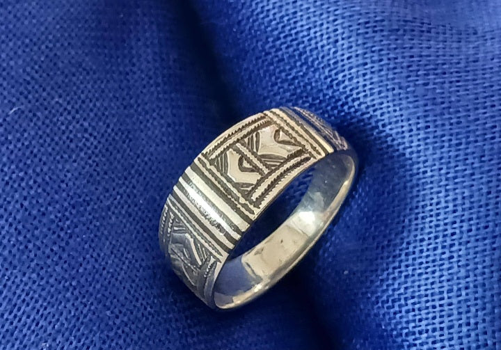 Bague touareg en argent massif