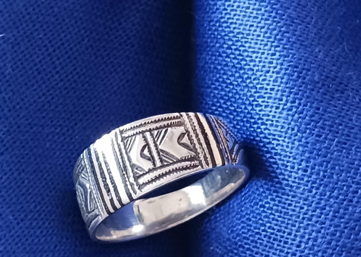 Bague touareg en argent massif