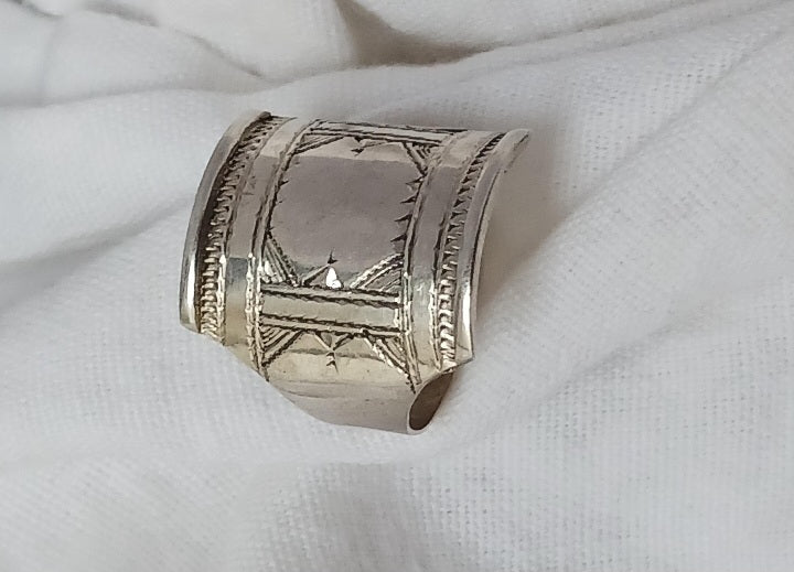 Bague touareg en argent massif