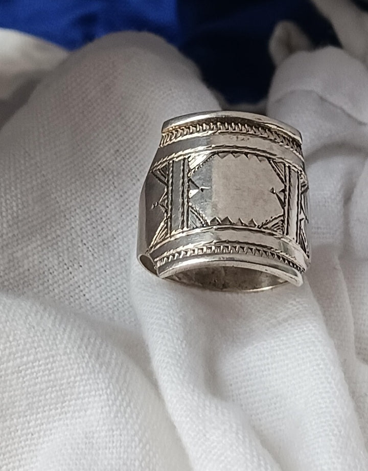Bague touareg en argent massif