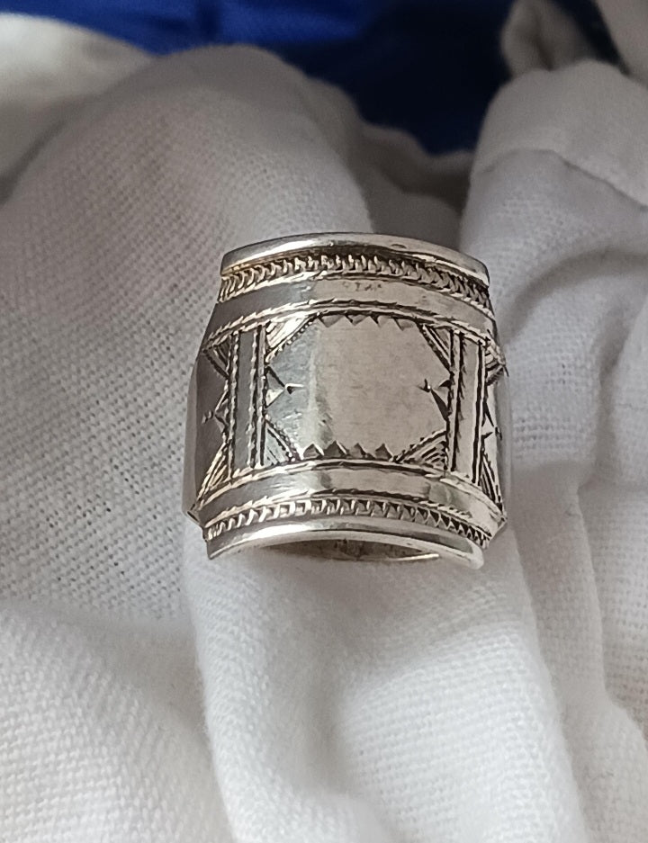 Bague touareg en argent massif