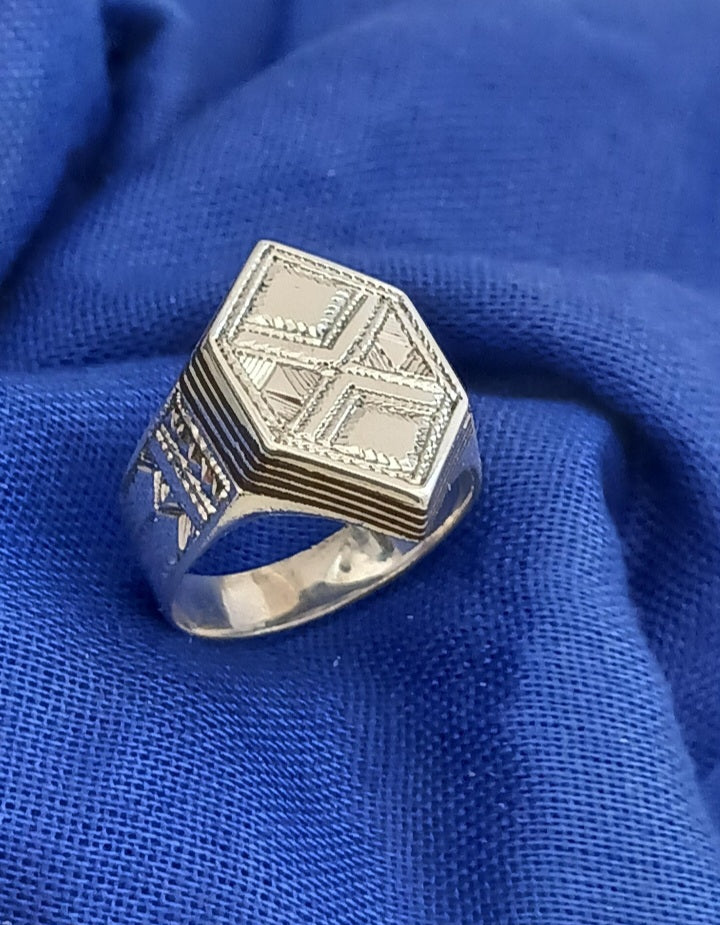 Bague touareg en argent massif