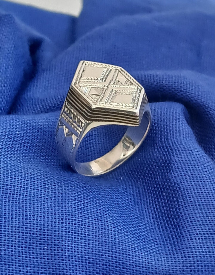 Bague touareg en argent massif