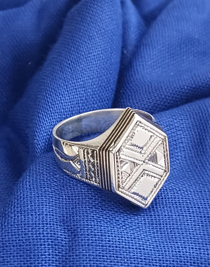 Bague touareg en argent massif
