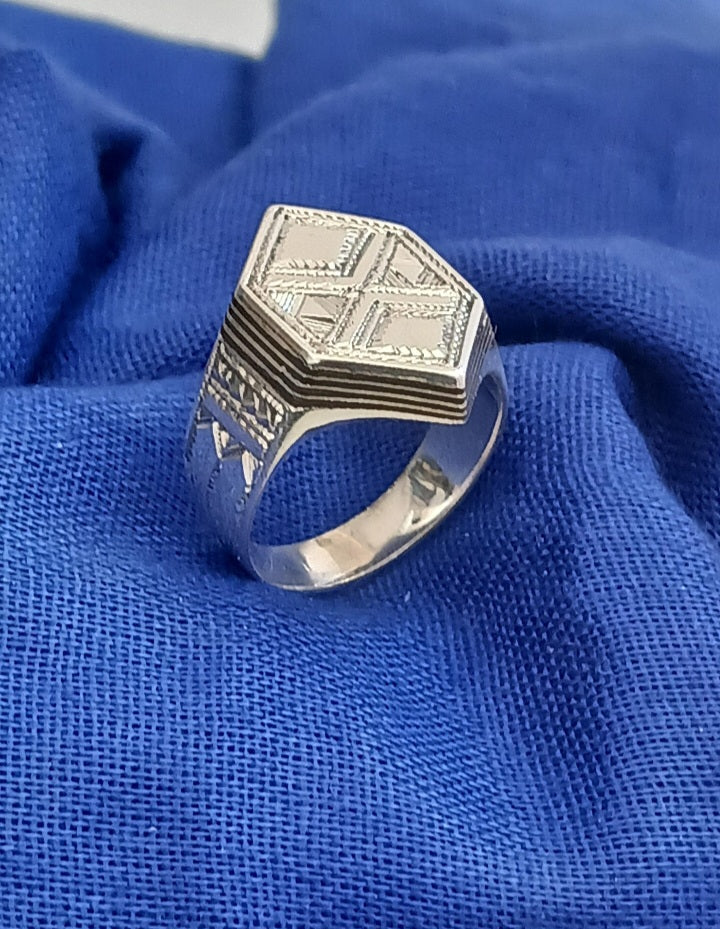 Bague touareg en argent massif
