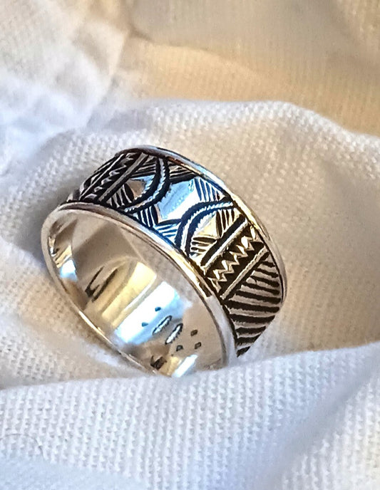 Bague touareg en argent massif