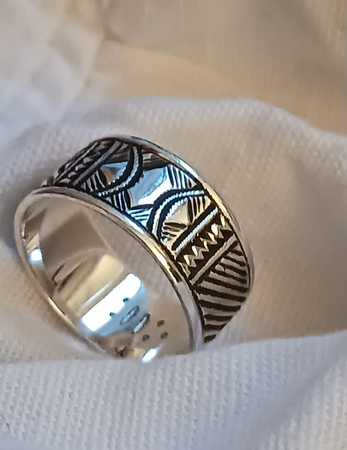 Bague touareg en argent massif
