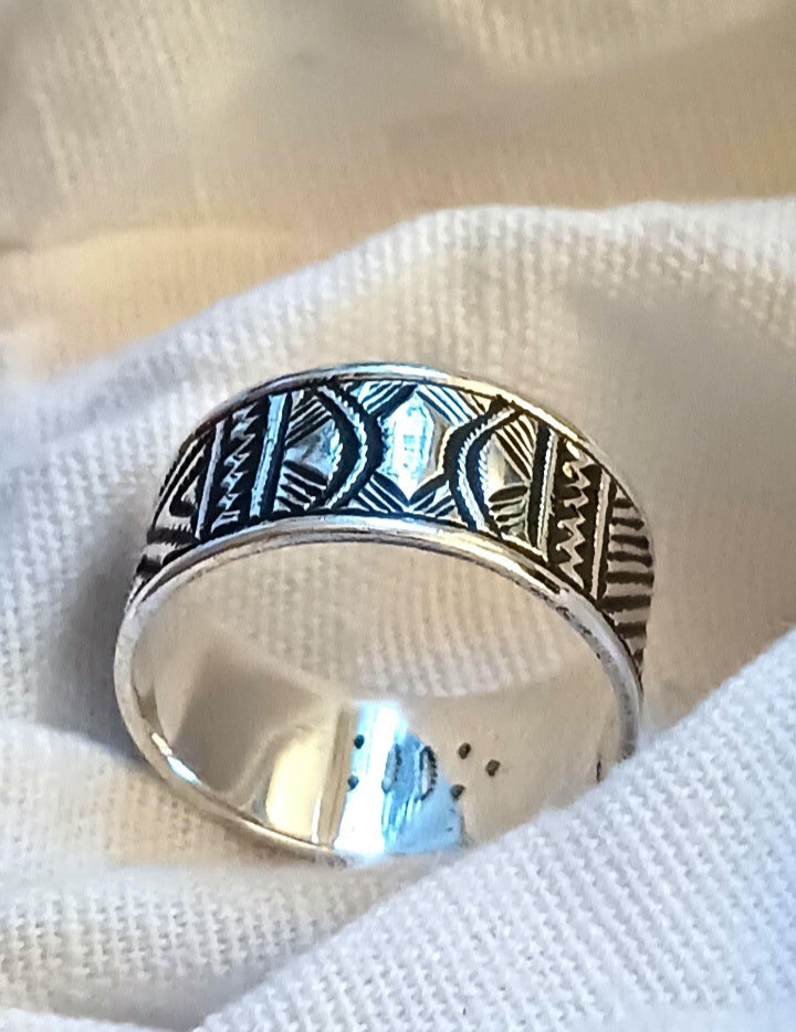 Bague touareg en argent massif