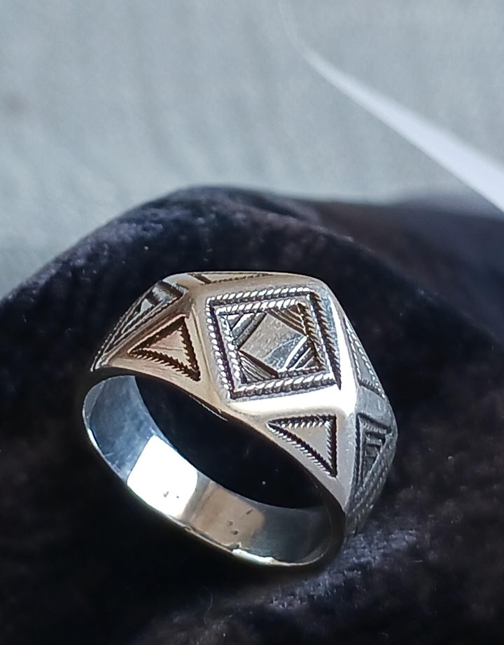 Bague touareg en argent massif