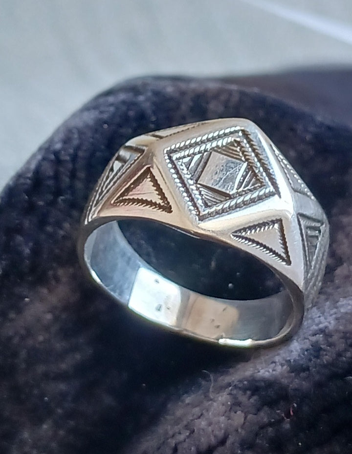 Bague touareg en argent massif