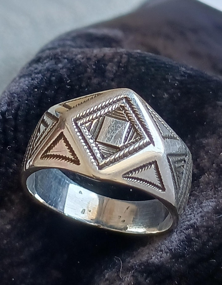 Bague touareg en argent massif