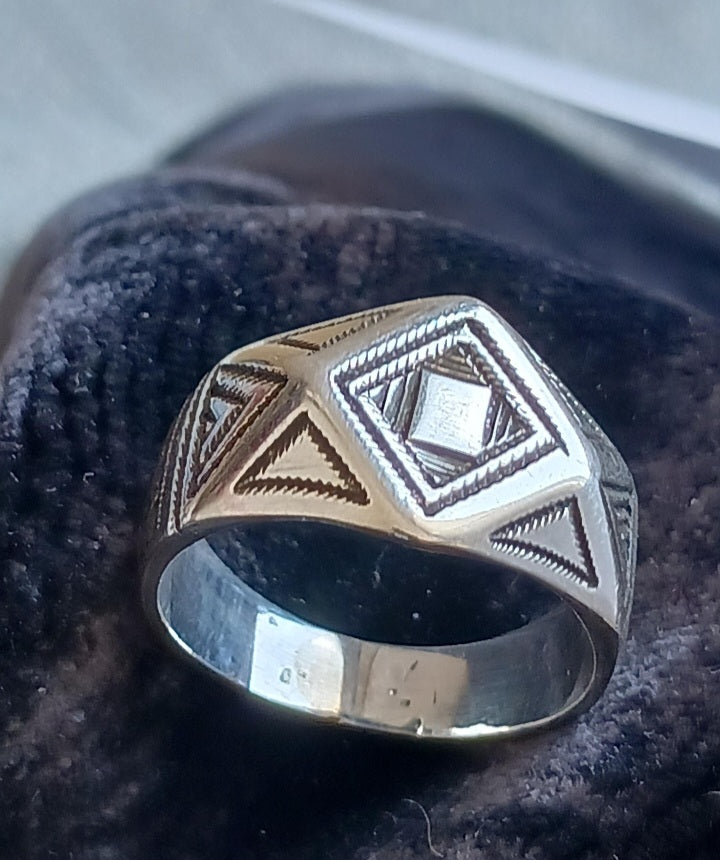 Bague touareg en argent massif
