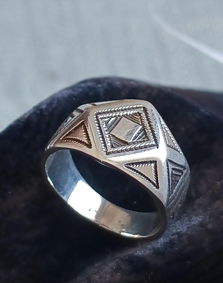 Bague touareg en argent massif
