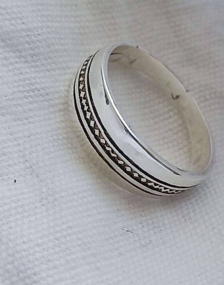 Bague touareg en argent massif