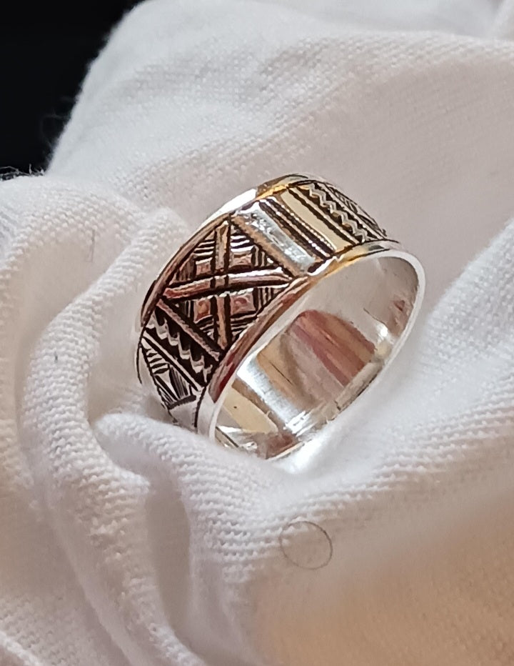 Bague touareg en argent massif
