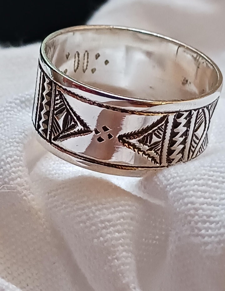 Bague touareg en argent massif