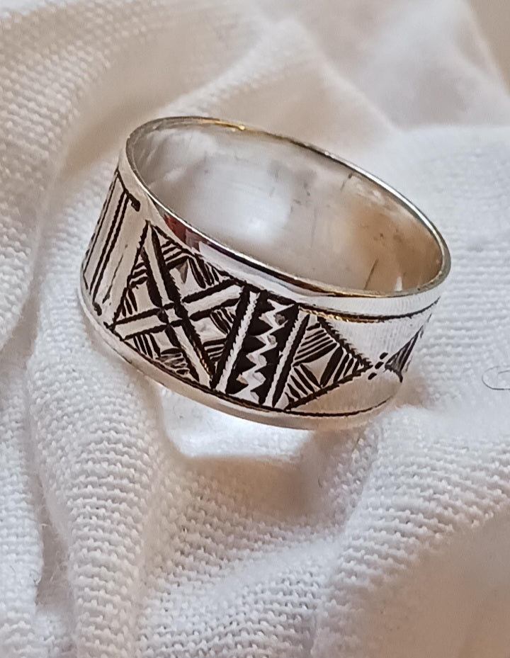 Bague touareg en argent massif