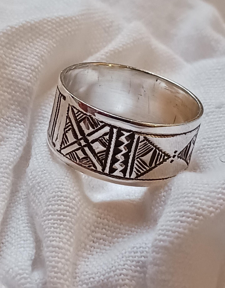 Bague touareg en argent massif