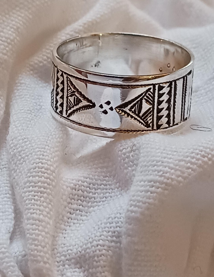 Bague touareg en argent massif