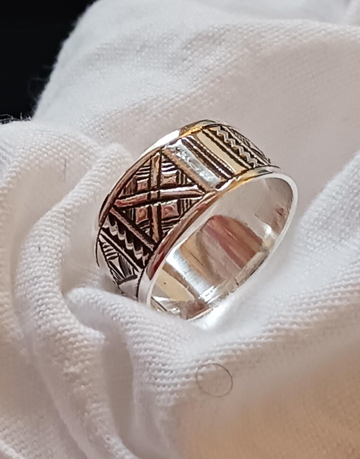 Bague touareg en argent massif