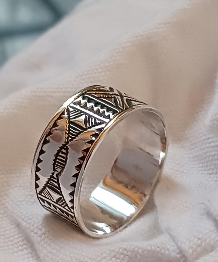 Bague touareg en argent massif