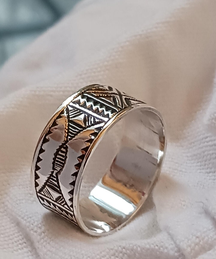 Bague touareg en argent massif