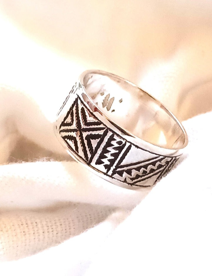 Bague touareg en argent massif