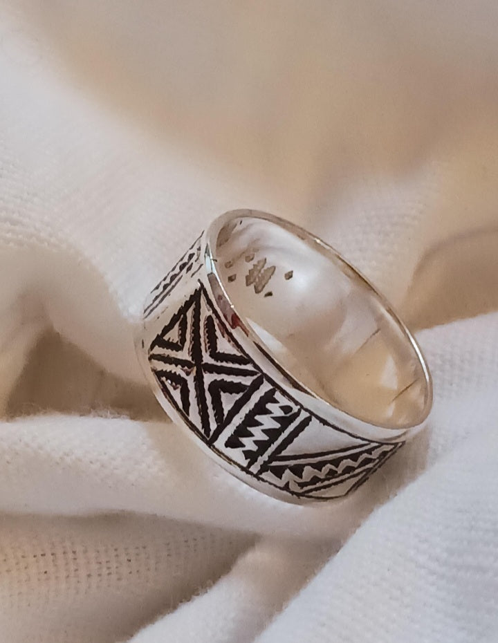 Bague touareg en argent massif