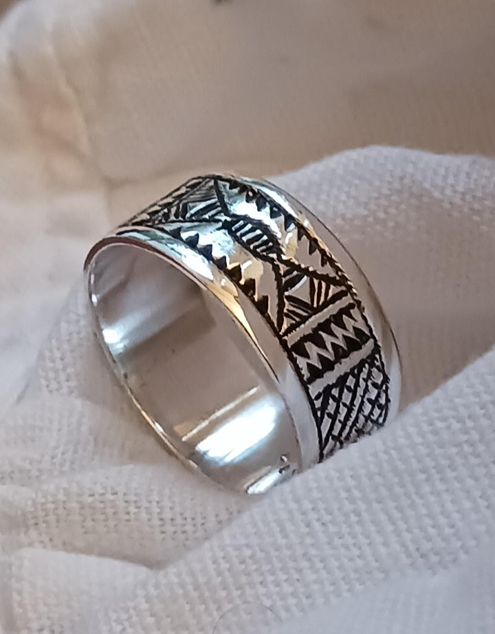 Bague touareg en argent massif