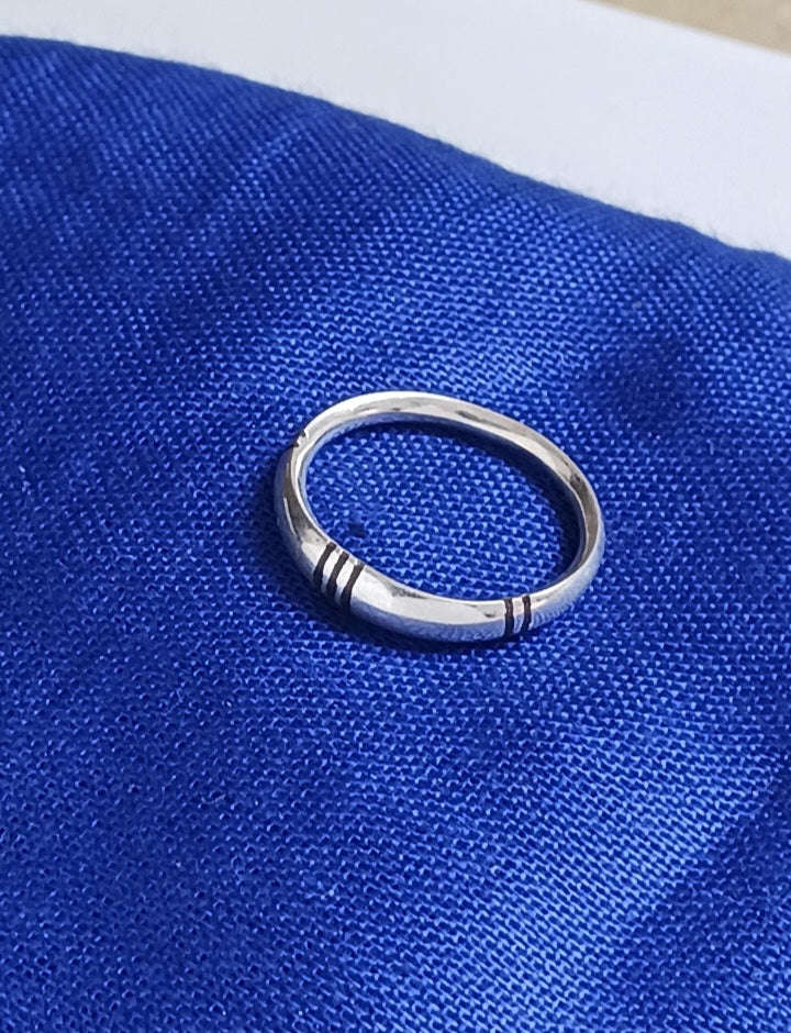Bague touareg en argent massif