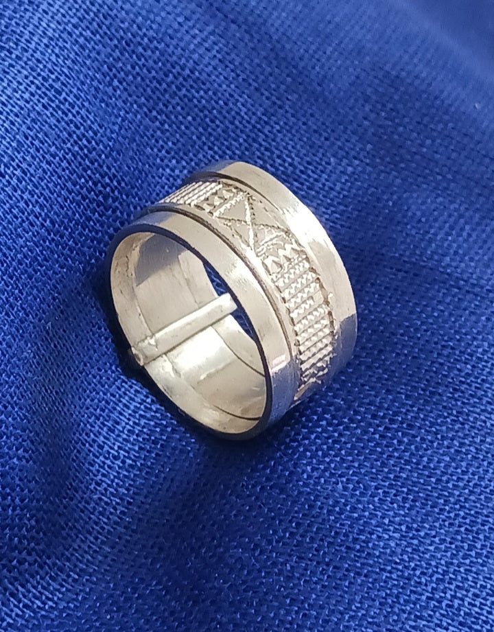 Bague touareg en argent massif
