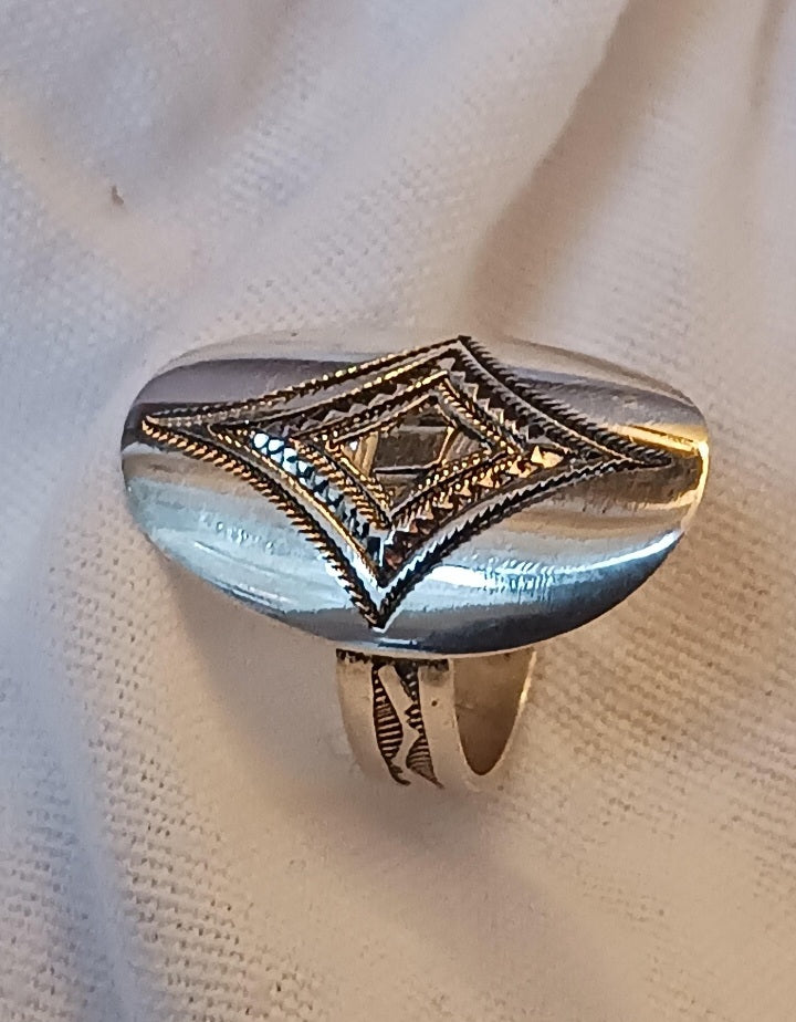 Bague touareg en argent massif