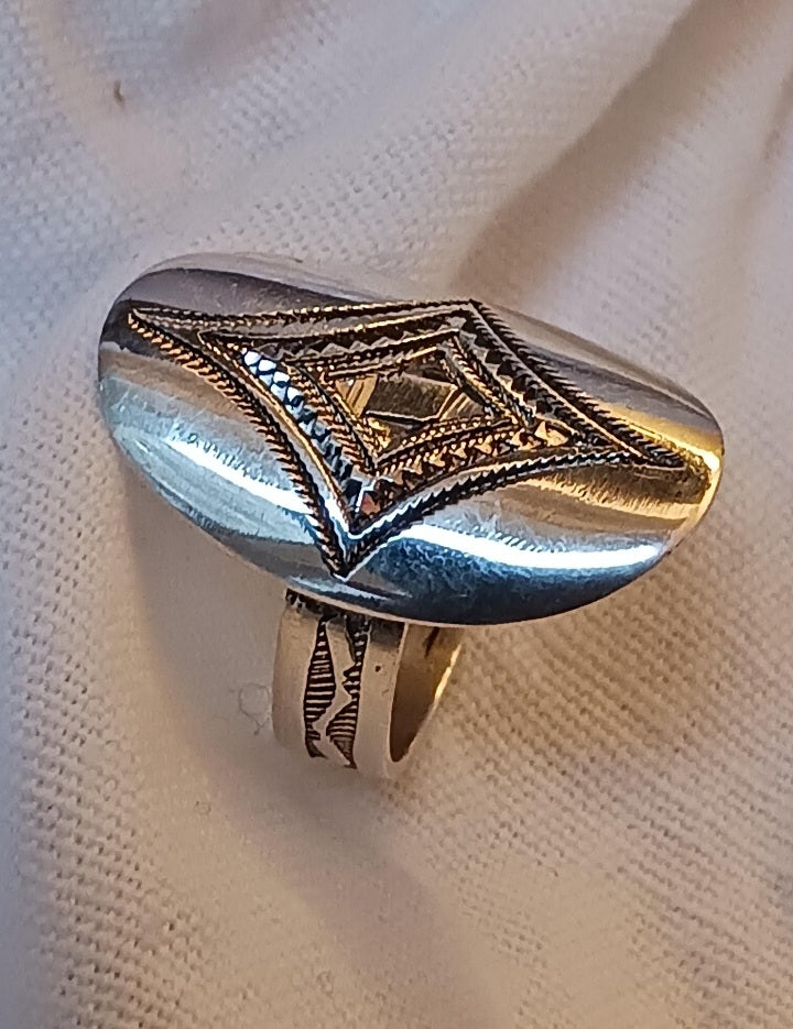 Bague touareg en argent massif