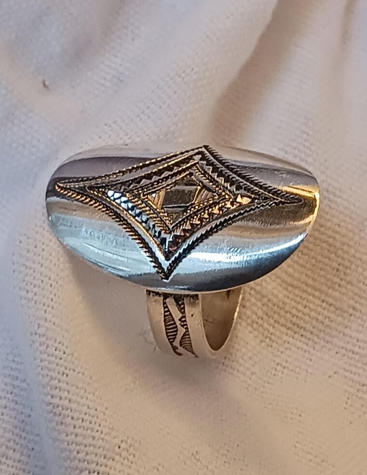Bague touareg en argent massif