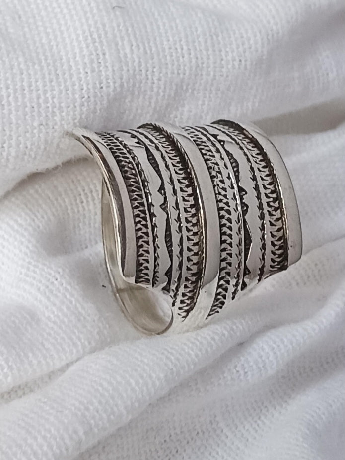 Bague touareg en argent massif