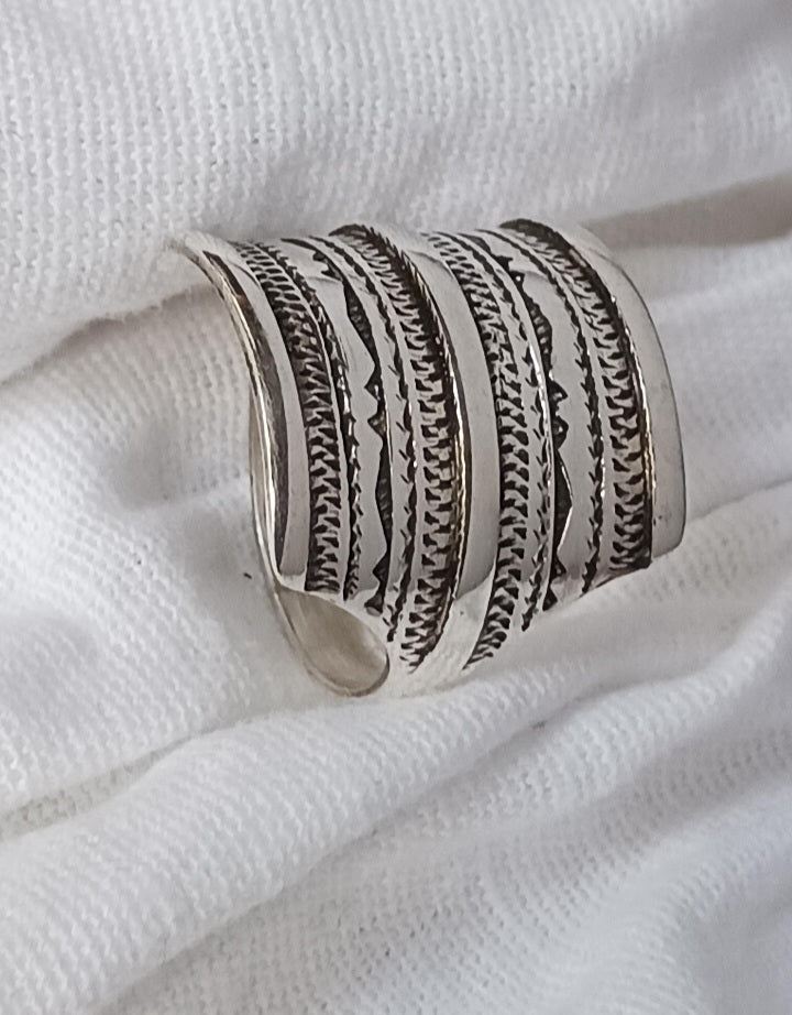 Bague touareg en argent massif