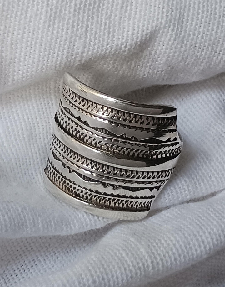 Bague touareg en argent massif