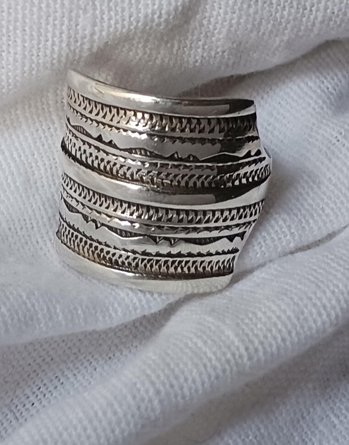 Bague touareg en argent massif
