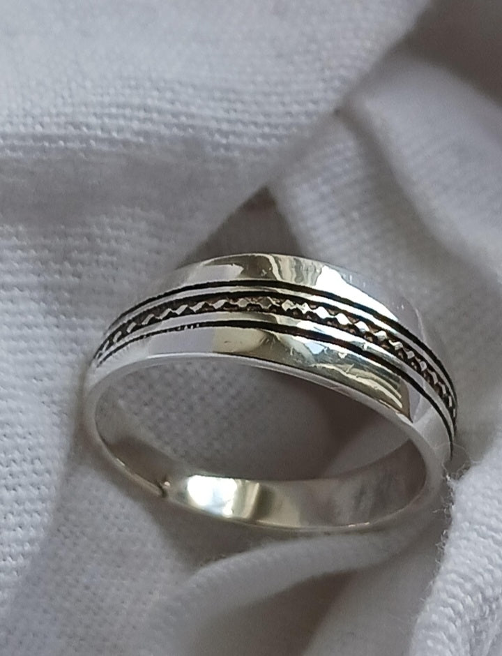Bague touareg en argent massif