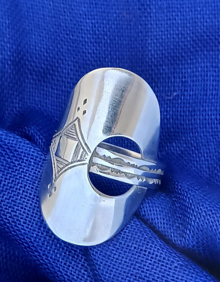 Bague touareg en argent massif