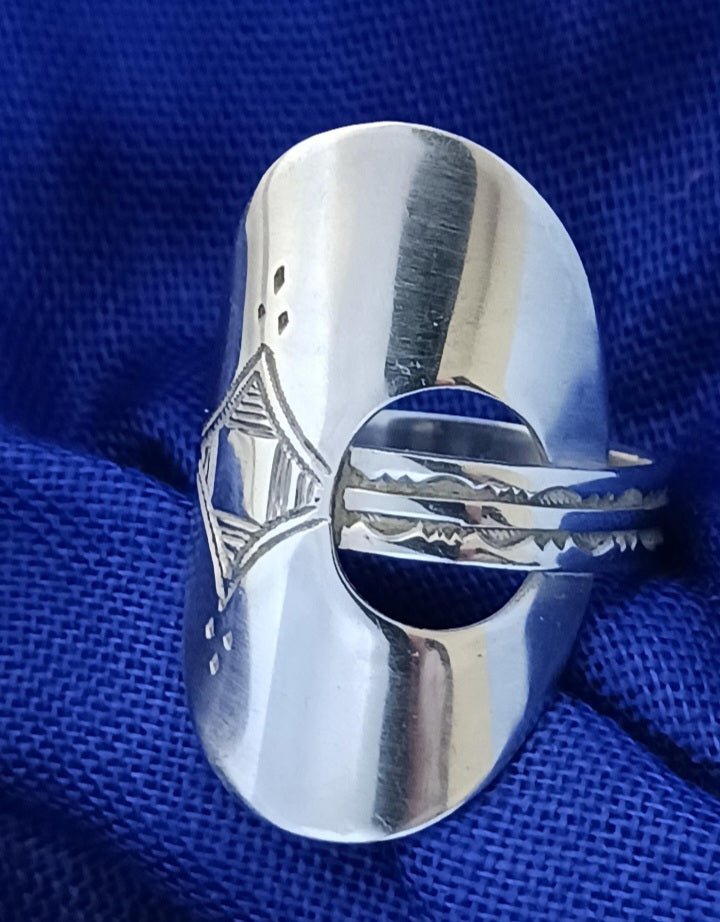 Bague touareg en argent massif